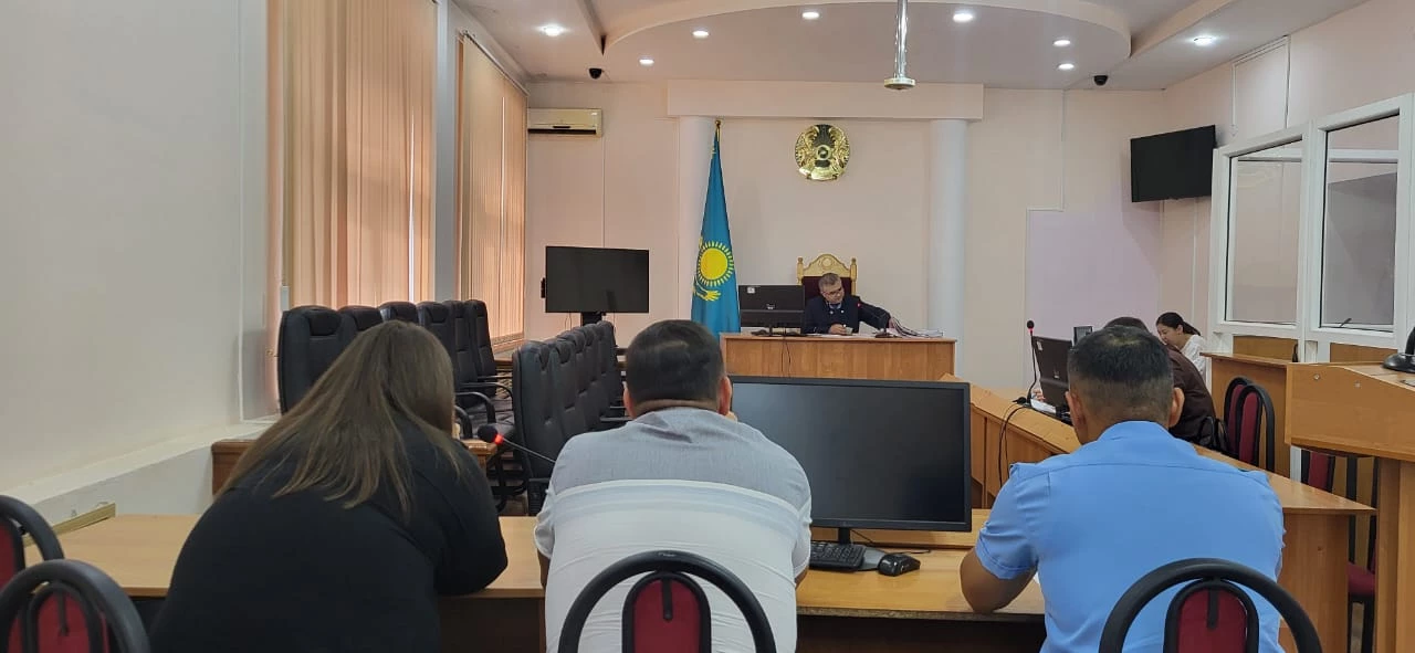 Убийство учителя в Уральске: в суде озвучили подробности преступления